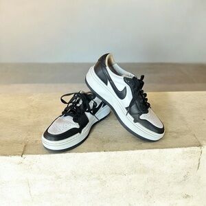 Nike Monochrome Low-Top Sneakers